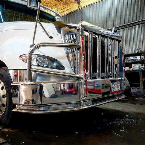 Shiny Trucks Detailing Inc - 