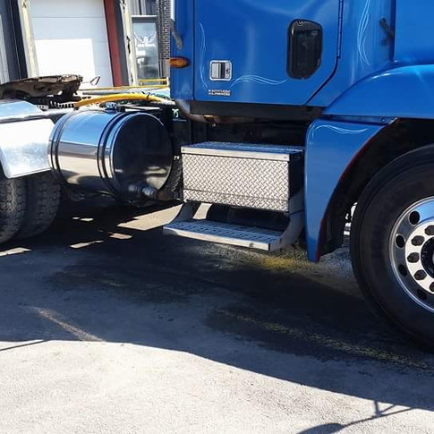 Shiny Trucks Detailing Inc - 