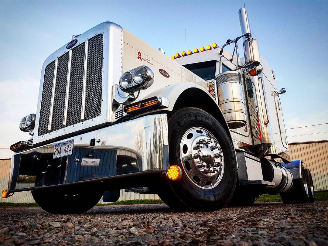 Shiny Trucks Detailing Inc - The Ultimate Guide to Truck Polishing: How to Keep Your Rig Looking Brand New